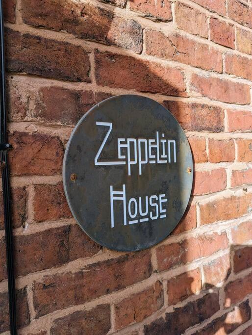 Zeppelin House - Riverside 18Th Century Townhouse Villa Bewdley Eksteriør bilde